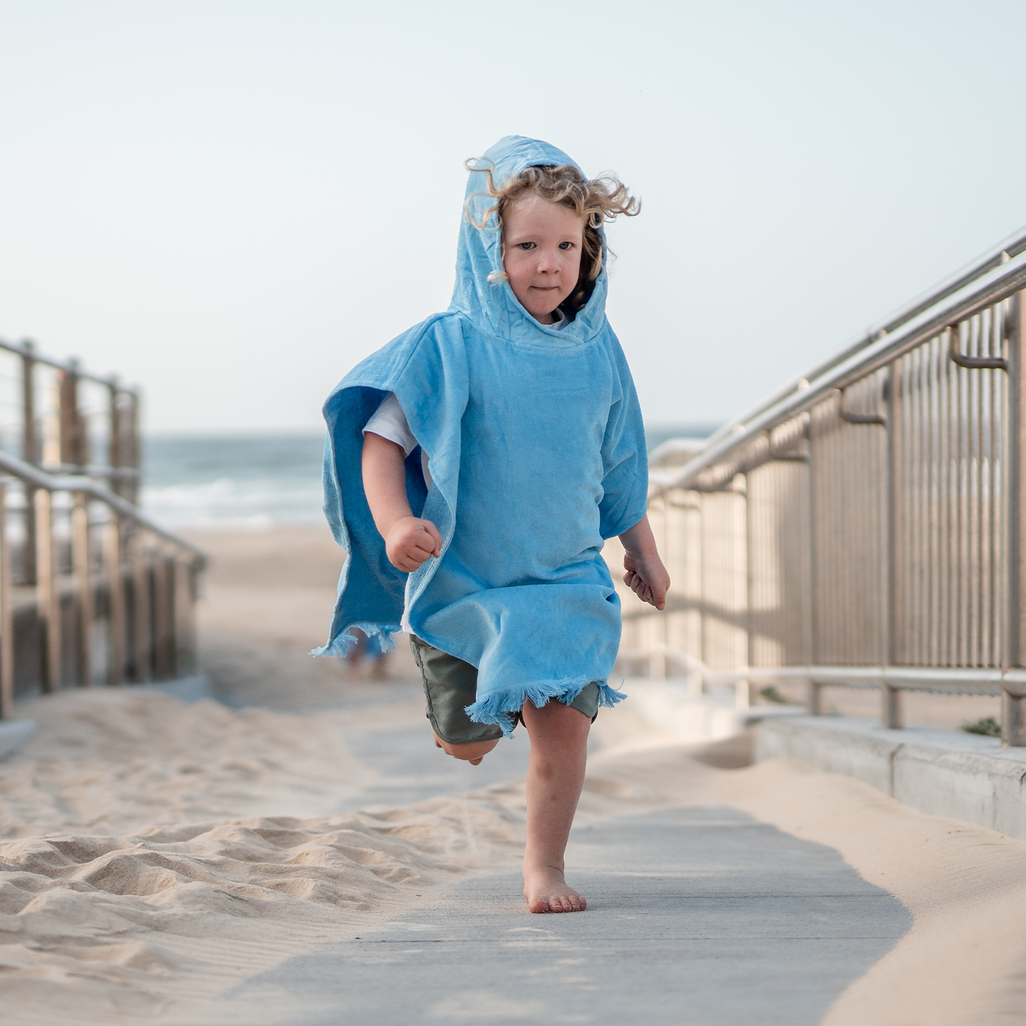 Ningaloo hooded kids beach towel - 100% cotton: 70cm (5-7 years)