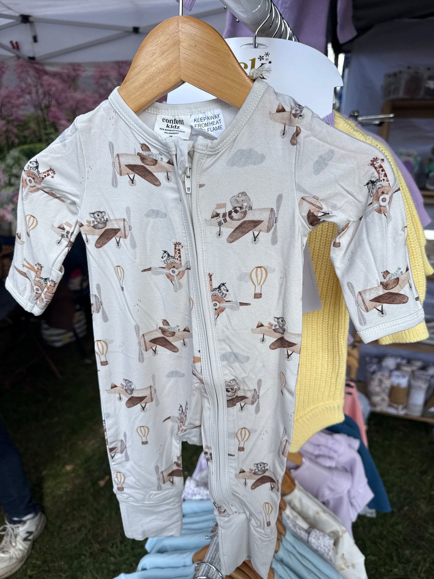Confetti Kidz Bamboo Zipsuit Up & Away
