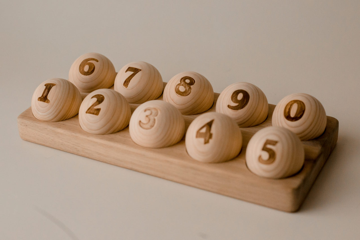 Number Eggs & Stand