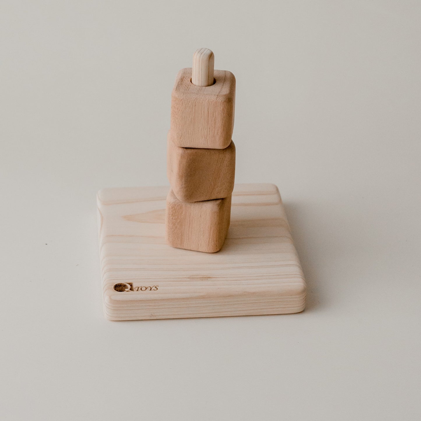 Qtoys - Vertical Block Stacker