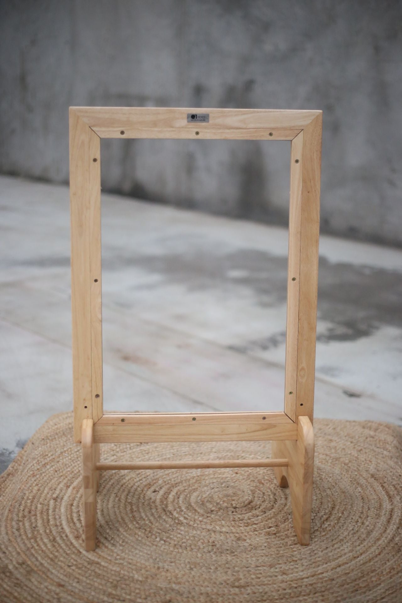 Qtoys - Toddlers Perspex Easel