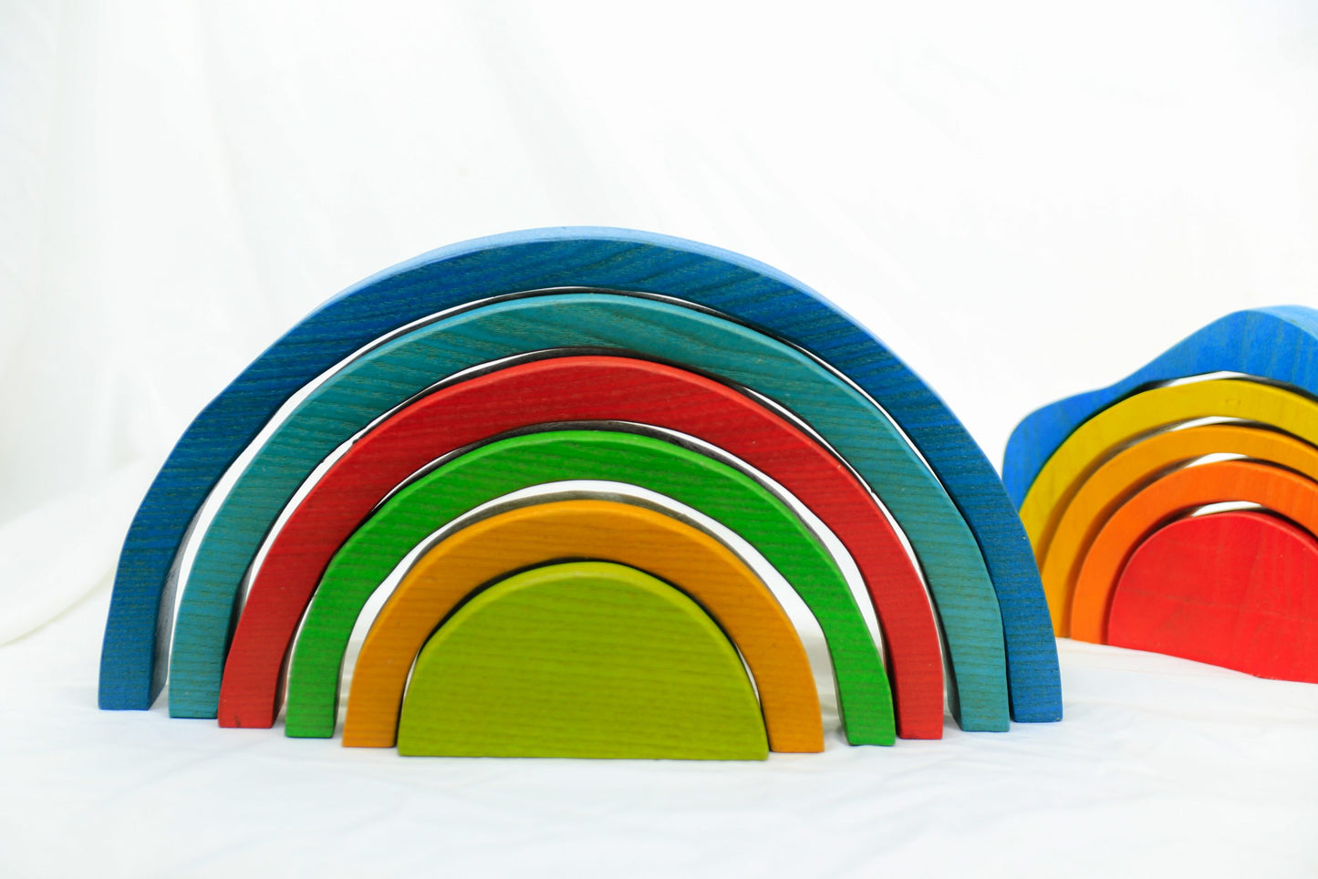 Large Rainbow Blocks