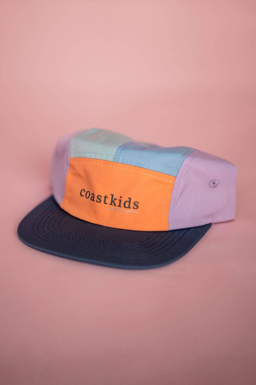 Little austi kids hat - made from regenerated nylon: Green front PREORDER