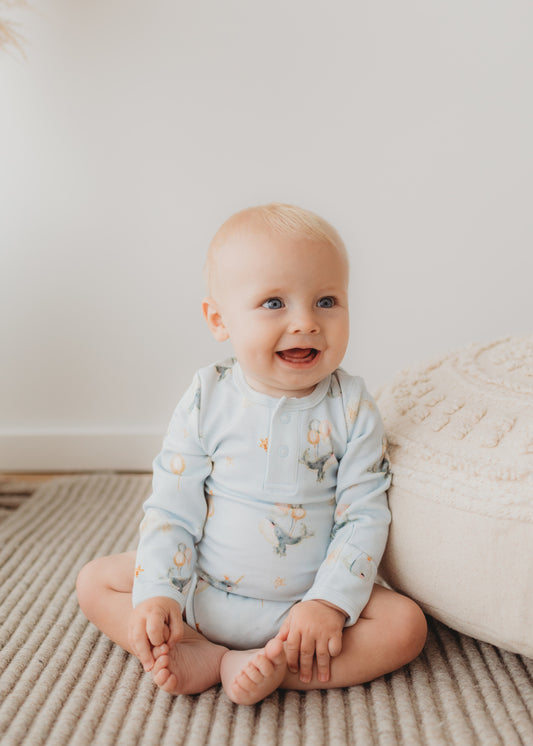 Child Of Mine - Organic Bodysuit "Whimsical Whales"