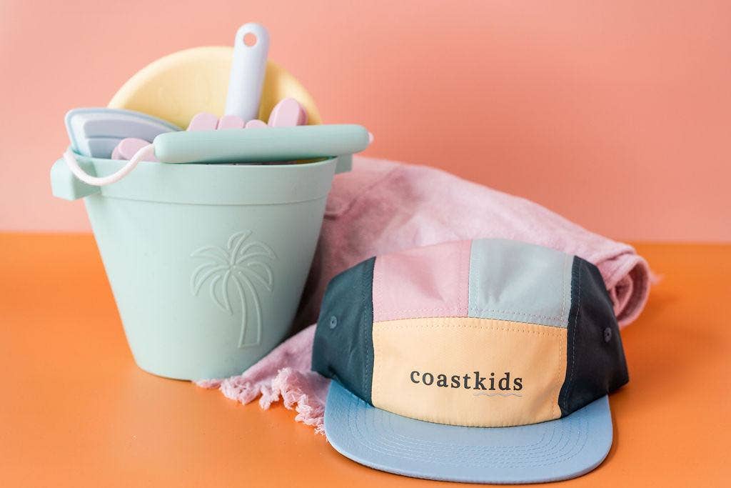 Little austi kids hat - made from regenerated nylon: Green front PREORDER