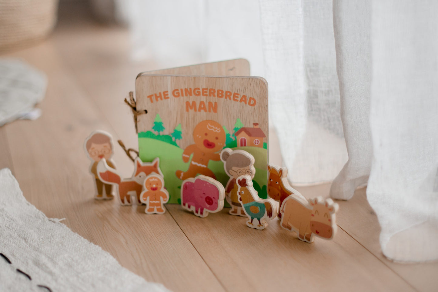 Gingerbread Man Book & Play Set